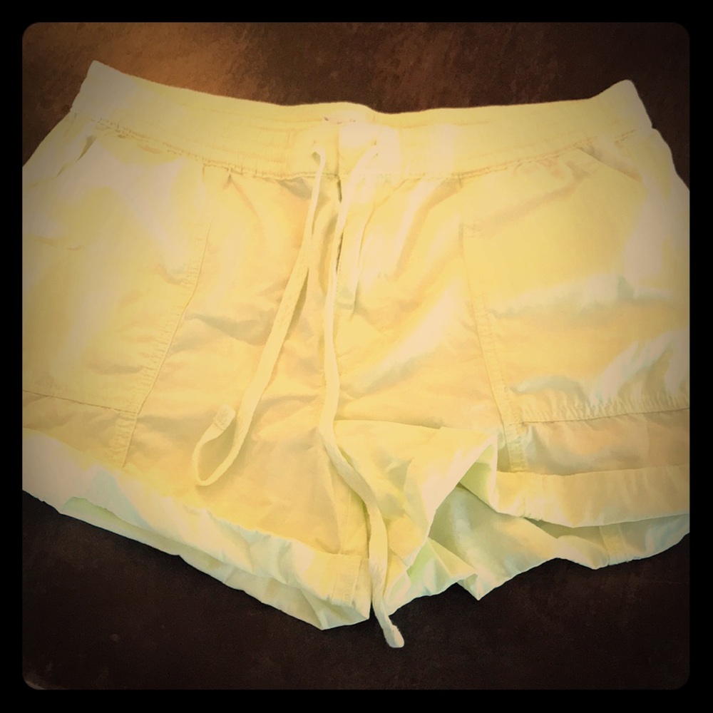 Lou & Grey shorts